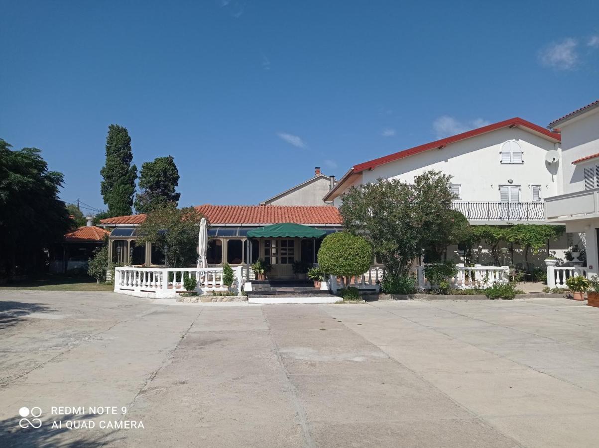 Apartment-Rooms Preka Palit Εξωτερικό φωτογραφία