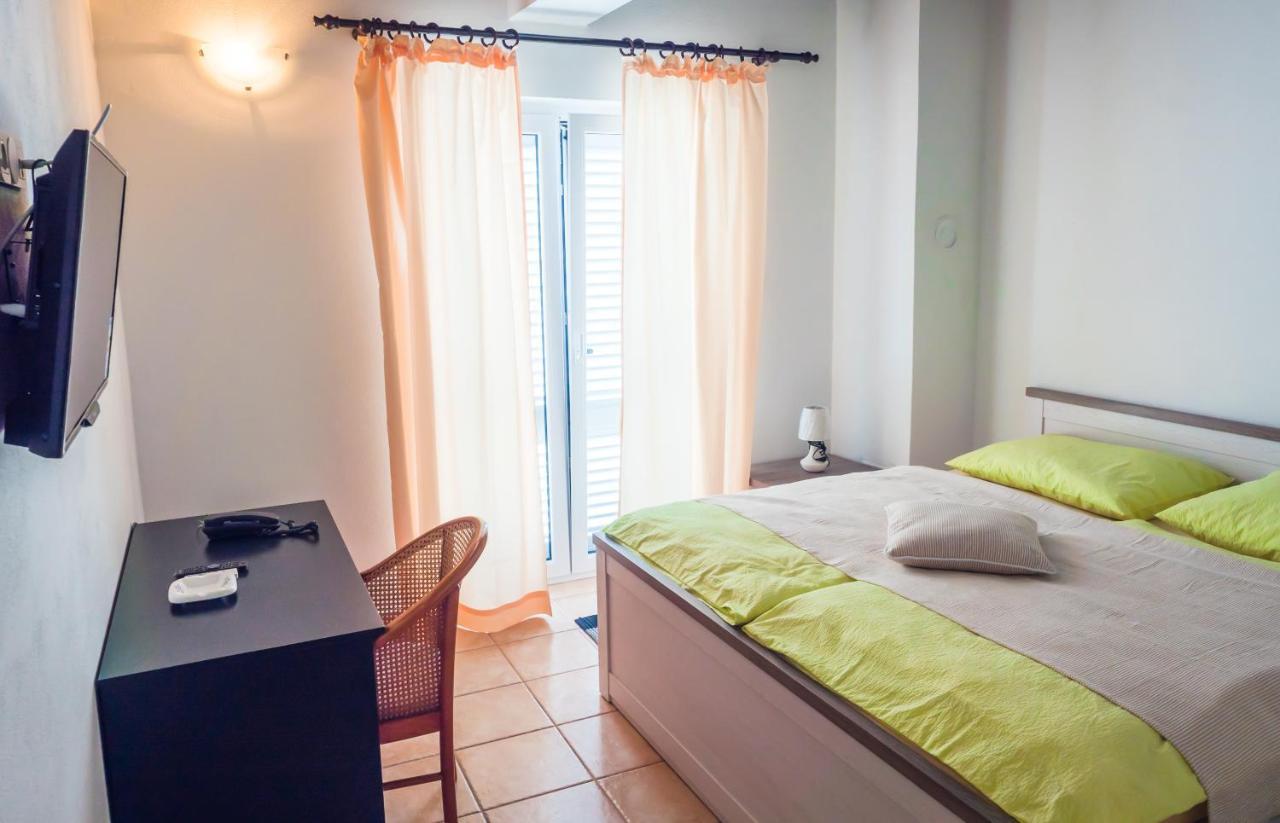 Apartment-Rooms Preka Palit Εξωτερικό φωτογραφία