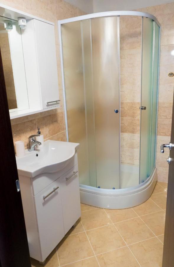Apartment-Rooms Preka Palit Εξωτερικό φωτογραφία