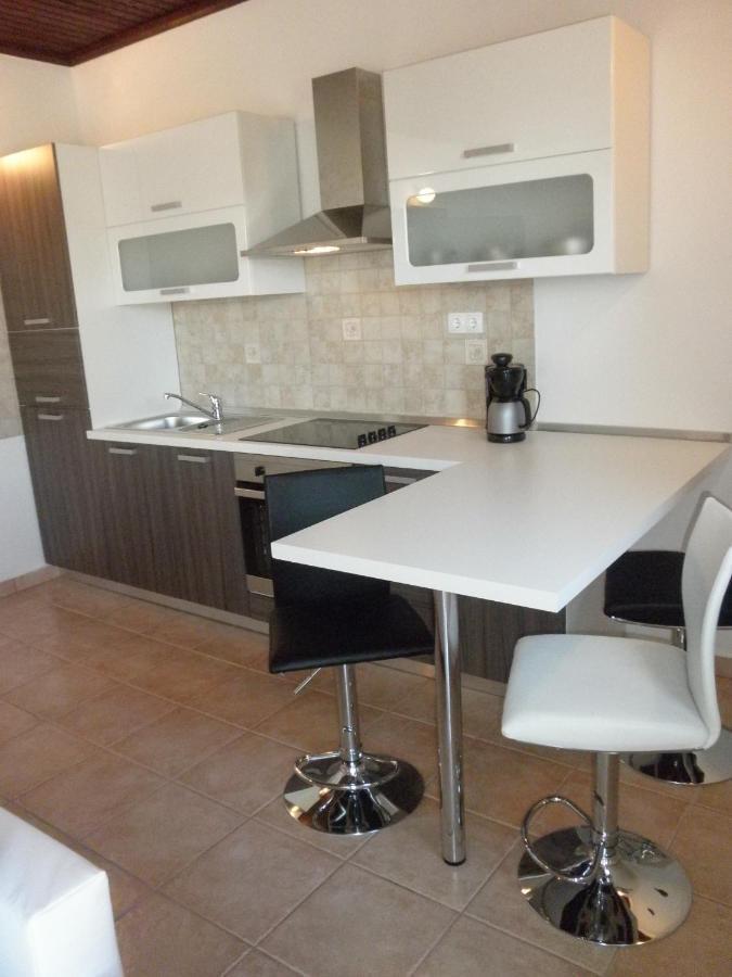 Apartment-Rooms Preka Palit Εξωτερικό φωτογραφία